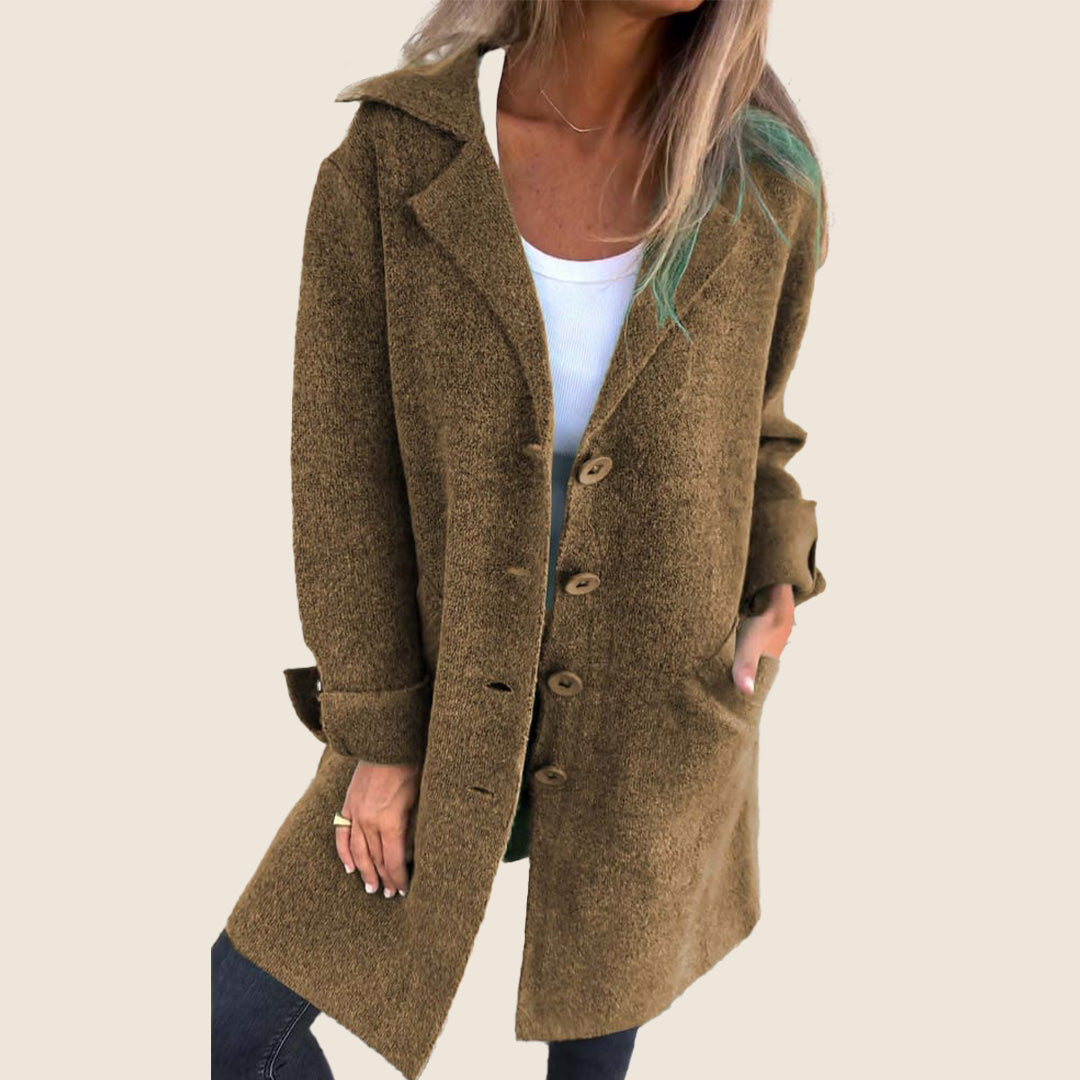 Sofia – Myk jakke med knapper