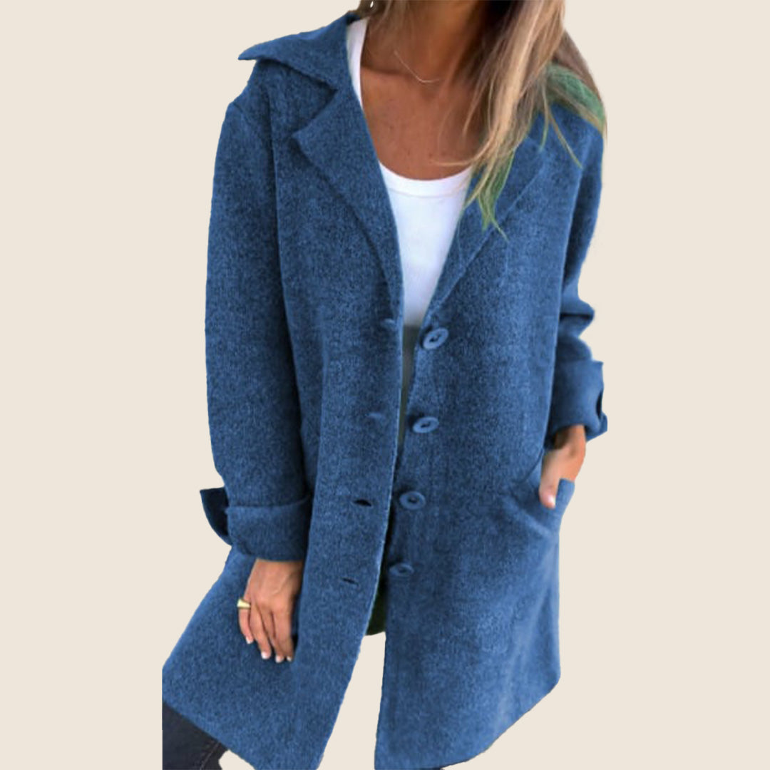Sofia – Myk jakke med knapper