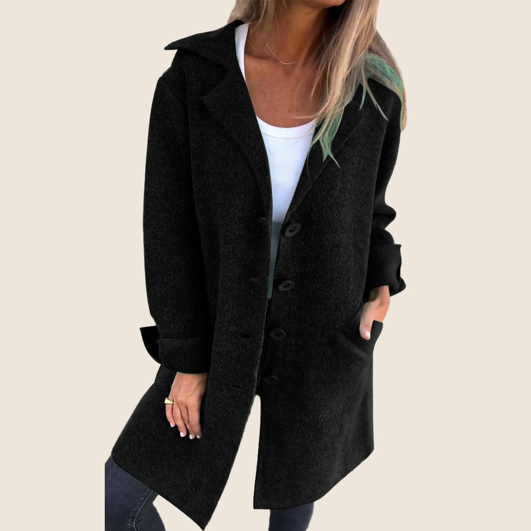 Sofia – Myk jakke med knapper