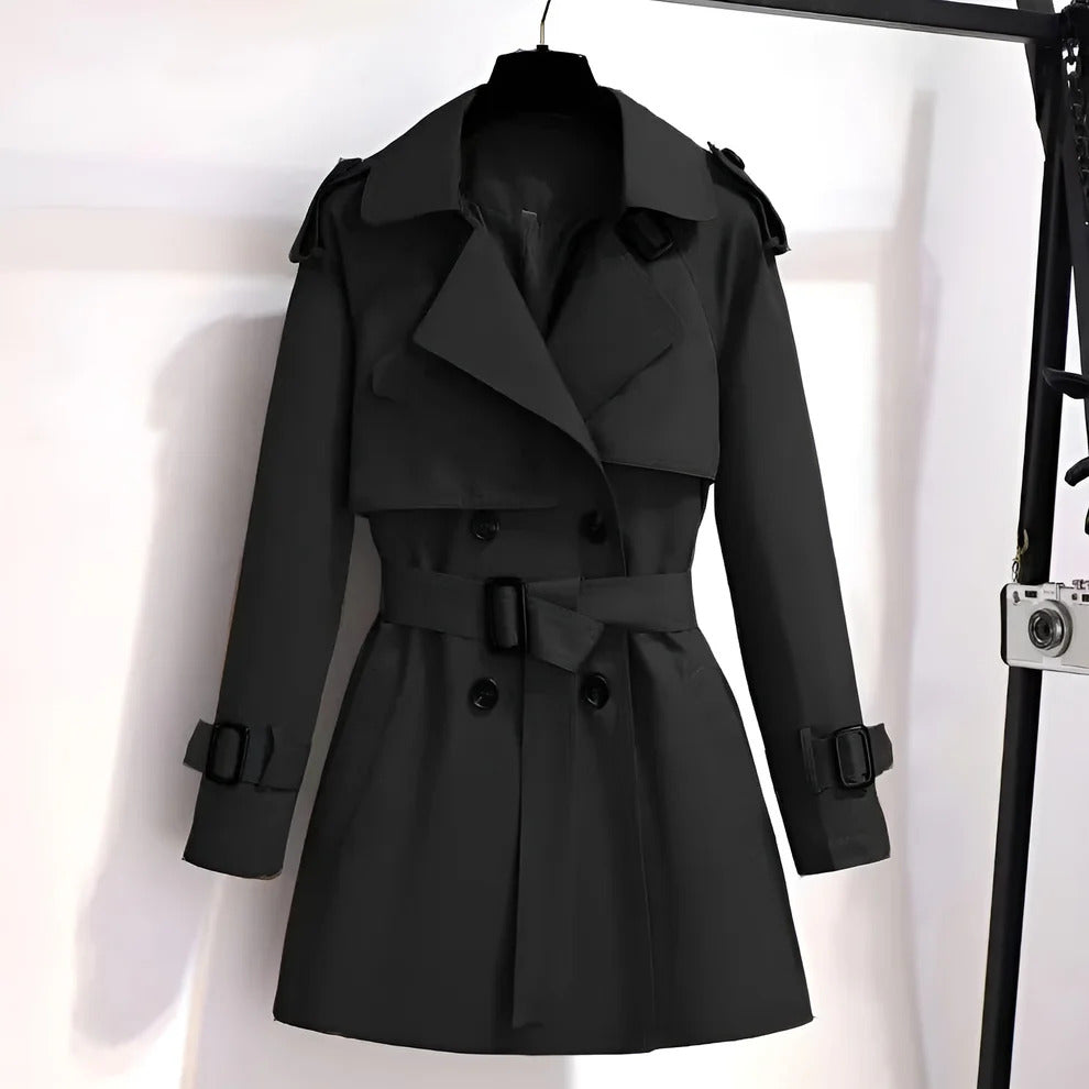 Mirella™ | Kort og chic trenchcoat til kvinner